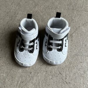 Fila Baby Shoes  |  6-9 months